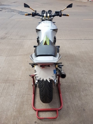 ขายคับ HONDA CB400 TECH1 ปี2000 ทะเบียนพร้อมโอน ท้ายแต่งเทค3 ท่อแต่ง กันล้ม แฮนด์แต่ง ราคา 89500 บาท ส่งได้ทั่วไทยคับ สนใจติดต่อ 081-0578282 FACEBOOK ชาญณรงค์ ป๊อป ชัยอมฤต ไอดีไลน์ POPBIGBIKESAKON คับ สนใจรถสวย ถูก ดี ต้อง POP BIGBIKE SAKONNAKHON คลิปวิดี