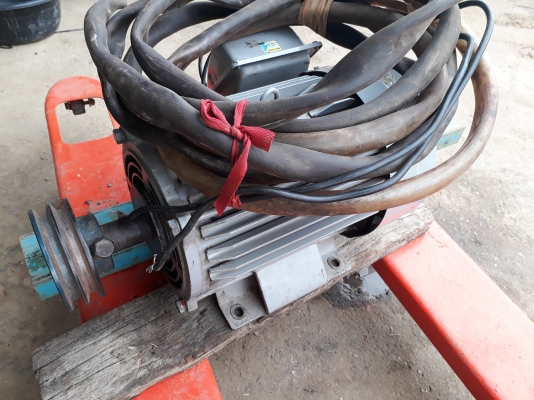 ขอบคุณเสี่ยจากลำปางครับ ขายมอเตอร์มิตซูบิชิ 7.5แรง สวยๆพร้อมใช้งาน สวยจริง