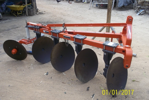 ขายผาน 4 ตราช้าง 45 ถึง 50 แรง ขายผาน 4 ตราช้าง 45 ถึง 50 แรง