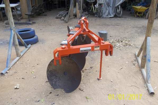 ขายผาน 4 ตราช้าง 45 ถึง 50 แรง ขายผาน 4 ตราช้าง 45 ถึง 50 แรง