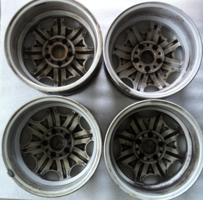 ล้อแม็ก BENZ 8 ช่องลายคลาสสิค15x6.5 ET37