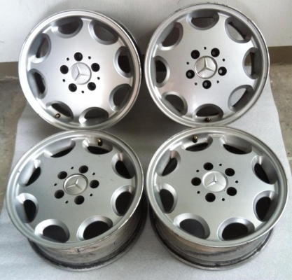 ล้อแม็ก BENZ 8 ช่องลายคลาสสิค15x6.5 ET37