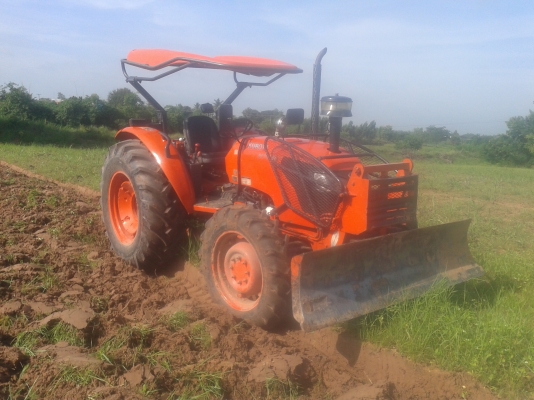 ขายรถไถคูโบต้า 70 แรง ปี 53 ใบดันผาน 6 เล่มพร้อมจัดไฟแน๊ทได้