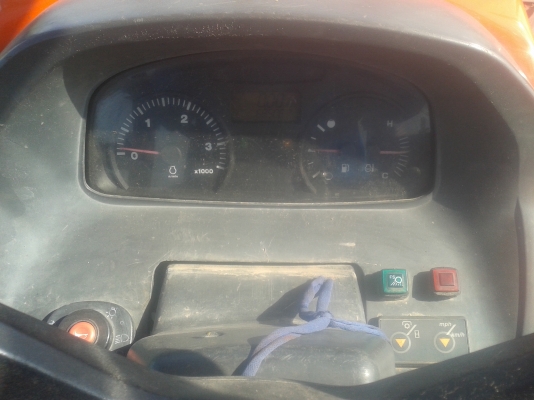 ขายรถไถคูโบต้า 70 แรง ปี 53 ใบดันผาน 6 เล่มพร้อมจัดไฟแน๊ทได้