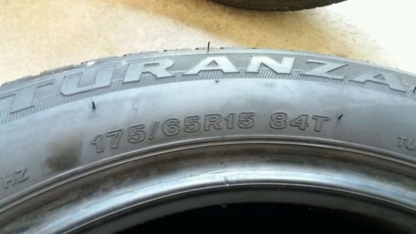 ขายยาง Bridgestone Turanza 175 65 15 ปี 13