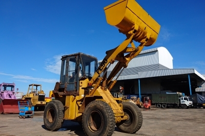 ขายรถตักล้อยาง FURUKAWA FL90 (สภาพดี)