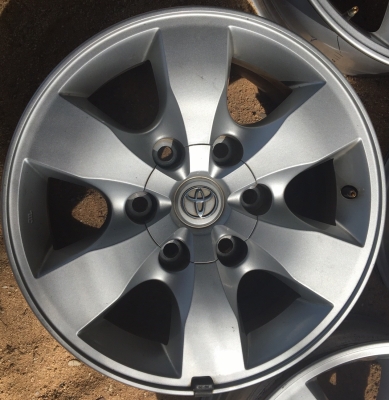ล้อแม็ก Toyota Vigo Chame ขอบ 16 ล้อแม็ก Toyota Vigo Chame ขอบ 16