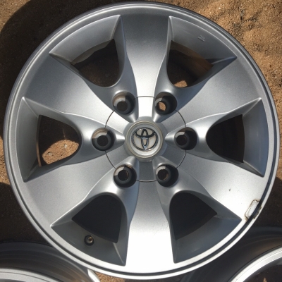 ล้อแม็ก Toyota Vigo Chame ขอบ 16 ล้อแม็ก Toyota Vigo Chame ขอบ 16