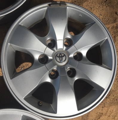ล้อแม็ก Toyota Vigo Chame ขอบ 16 ล้อแม็ก Toyota Vigo Chame ขอบ 16