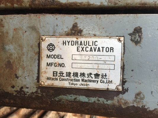 Hitachi EX200-3 เครื่องเดิม เมกะปั้ม สวยพร้อมใช้ โซ่หนา แทรคสวย ภายในครบๆ Hitachi EX200-3 เครื่องเดิม เมกะปั้ม สวยพร้อมใช้ โซ่หนา แทรคสวย ภายในครบๆ