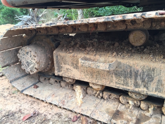 Hitachi EX200-3 เครื่องเดิม เมกะปั้ม สวยพร้อมใช้ โซ่หนา แทรคสวย ภายในครบๆ Hitachi EX200-3 เครื่องเดิม เมกะปั้ม สวยพร้อมใช้ โซ่หนา แทรคสวย ภายในครบๆ