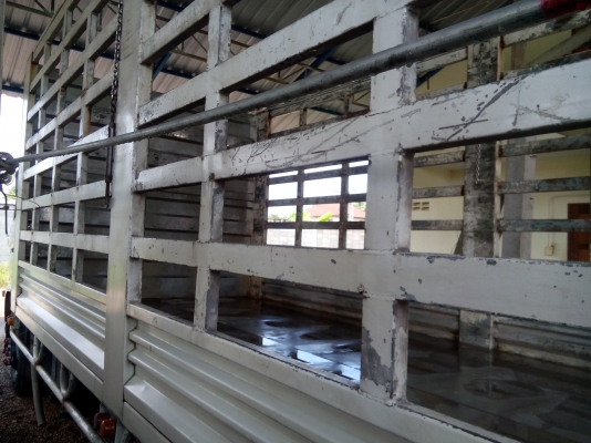 ขายดาว 6 ล้อ FC9J  145  แรงม้า ปี58 พร้อมใช้งาน  กระบะสเตเลส