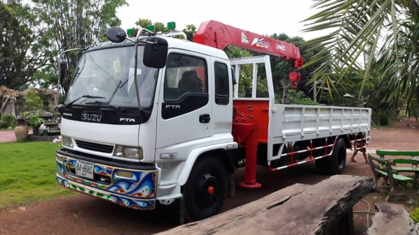 ขาย6ล้อเครน ISUZU Deca FTR195 เครน5ตัน4ปอกยาว 6เหลี่ยมท้องVขาเหลี่ยม (วางเครนใหม่) สภาพพร้อมทำงาน กระบะยาว7เมตร