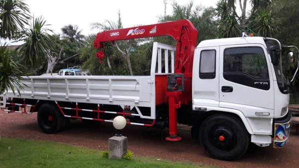 ขาย6ล้อเครน ISUZU Deca FTR195 เครน5ตัน4ปอกยาว 6เหลี่ยมท้องVขาเหลี่ยม (วางเครนใหม่) สภาพพร้อมทำงาน กระบะยาว7เมตร