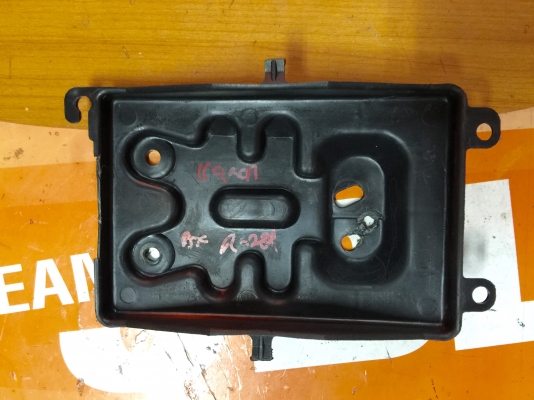 ขายกระปุกฉีดน้ำฝนรถยนต์ DAIHATSU รุ่น MIRA L80 ของแท้