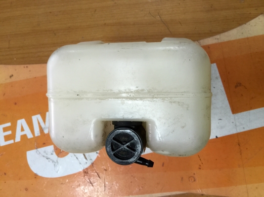 ขายกระปุกฉีดน้ำฝนรถยนต์ DAIHATSU รุ่น MIRA L80 ของแท้ ขายกระปุกฉีดน้ำฝนรถยนต์ DAIHATSU รุ่น MIRA L80 ของแท้