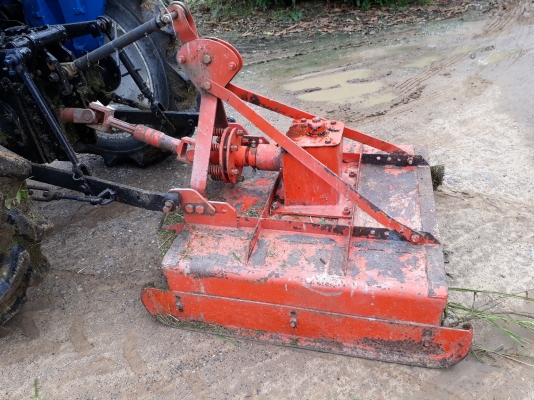 ขอบคุณสารวัตรจาก จ.ศรีสะเกษ ครับ ขายตัวตัดหญ้าใส่กับรถไถนั่งขับ ขนาด90 พร้อมใช้งาน