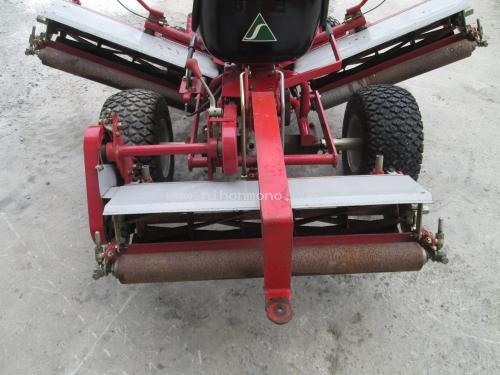 ขาย รถตัดหญ้าแบบนั่งขับ BARONESS LM180A รหัสสินค้า : 80904589 www.nihonmono.com