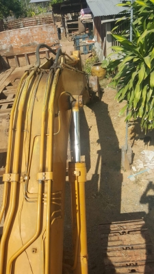 ขายรถแบ็คโคร PC 120-6 ไฟฟ้าเต็มเล่มทะเบียน พร้อมเทลเลอร์หัวยาว ค. 165พร้อมมือขุดตอไม้