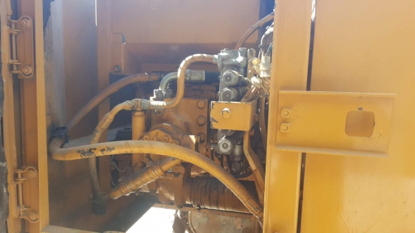 ขายรถแบ็คโคร PC 120-6 ไฟฟ้าเต็มเล่มทะเบียน พร้อมเทลเลอร์หัวยาว ค. 165พร้อมมือขุดตอไม้