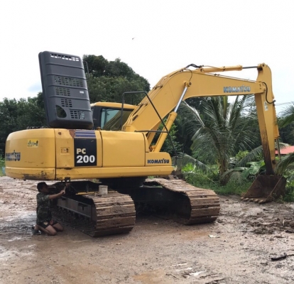 ขายด่วน!! Komatsu PC200-7 ไมล์ 10,xxx สภาพสวยๆค่ะ ขายด่วน!! Komatsu PC200-7 ไมล์ 10,xxx สภาพสวยๆค่ะ
