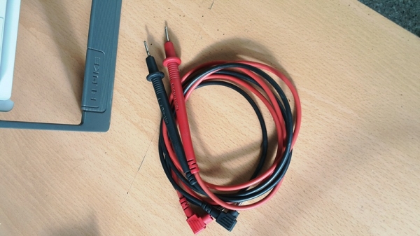 ขาย multimeter  ยี่ห้อ FLUKE