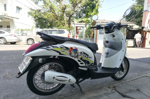 Scoopy i 2011 รถบ้านแท้ มือเดียว เล่มชุดโอนครบ