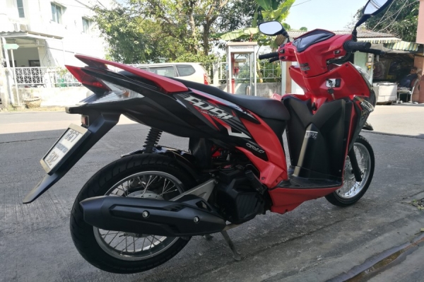 Click 125i วิ่ง7000โล รถบ้านแท้ เล่มชุดโอนครบ