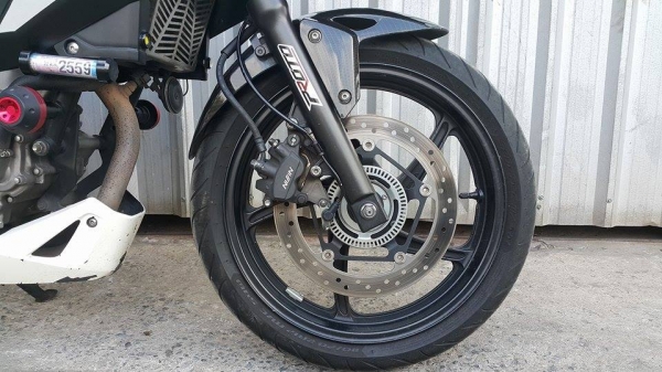 CB300F ราคา PCX ปี 2557 แต่ง Hypermotrad สวยพร้อมใช้งานไม่ล้มชน