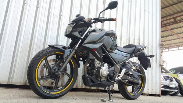 CB300F 2557 วิ่งน้อยพร้อมใช้งาน รถเดิมๆขี่นิ่ม ต่อรองได้ครับ