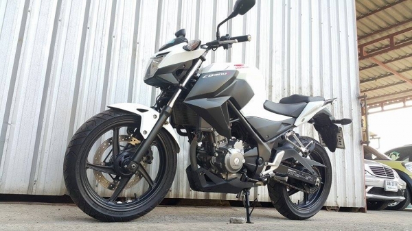 CB300F ราคา PCX รถปี 57 สวยไม่ล้มไม่ชนพร้อมใช้ เครื่องเดิมขี่นิ่ม