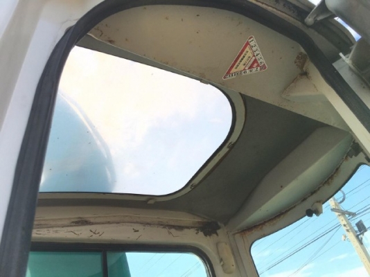 ขายรถแบคโฮ KOBELCO SK75UR คอนโทรลสั้น รถนอกนำเข้าจากญี่ปุ่น มีVDOการทำงานครับ ขายรถแบคโฮ KOBELCO SK75UR คอนโทรลสั้น รถนอกนำเข้าจากญี่ปุ่น มีVDOการทำงานครับ