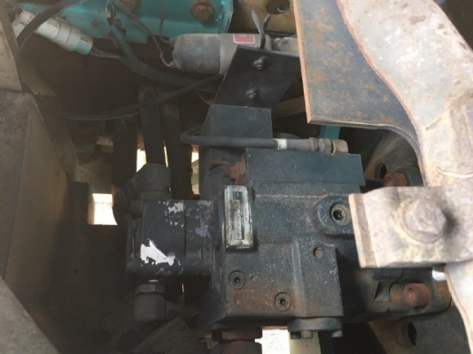 ขายรถแบคโฮ KOBELCO SK75UR คอนโทรลสั้น รถนอกนำเข้าจากญี่ปุ่น มีVDOการทำงานครับ ขายรถแบคโฮ KOBELCO SK75UR คอนโทรลสั้น รถนอกนำเข้าจากญี่ปุ่น มีVDOการทำงานครับ