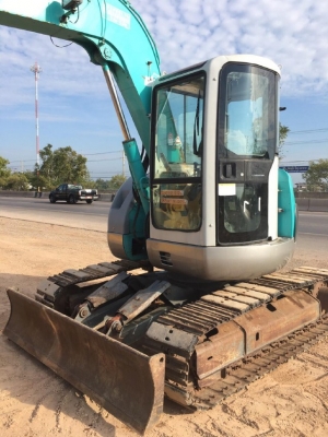 ขายรถแบคโฮ KOBELCO SK75UR คอนโทรลสั้น รถนอกนำเข้าจากญี่ปุ่น มีVDOการทำงานครับ ขายรถแบคโฮ KOBELCO SK75UR คอนโทรลสั้น รถนอกนำเข้าจากญี่ปุ่น มีVDOการทำงานครับ
