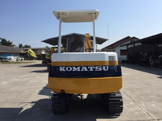 รถขุด KOMATSU PC30-6 ทำสีใหม่ นำเข้ามือสองญี่ปุ่น รถขุด KOMATSU PC30-6 ทำสีใหม่ นำเข้ามือสองญี่ปุ่น