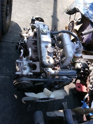 เครื่องยนต์อิซุสุ 2800 4JB1  บรรทุกเครื่องนอกมีอินวอย