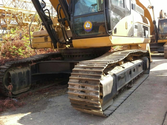 ขายรถแบคโฮ CAT 330 D ราคา 1800000