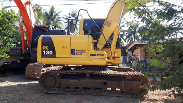 ขายรถแบคโฮ KOMATSU PC130-8 เอกสารเล่ม ไมล์ 5000 ชม.ราคา 1650000