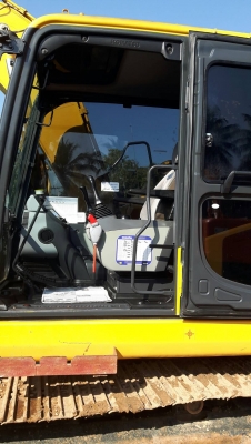 ขายรถแบคโฮ KOMATSU PC130-8 เอกสารเล่ม ไมล์ 5000 ชม.ราคา 1650000