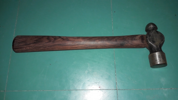 ขายค้อนตุ้มอังกฤษ Made in England.ด้ามไม้มงคลสวยงาม