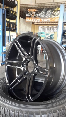 แม็กซ์ขอบ 20x9.5 6รู แม็กซ์ขอบ 20x9.5 6รู