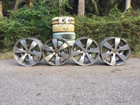 ขายล้อแม็กToyota Vigo ขอบ 16 ชุดละ 3,000 บาท