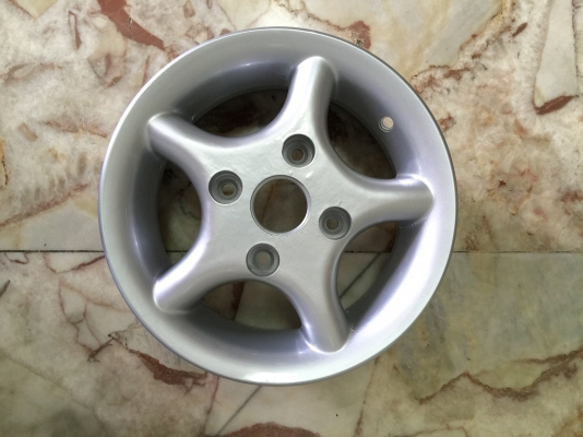 ขายล้อแม็กซ์ดาว 12" 4 รู 110 กว้าง 5" ห้าก้านลายดาว ES-638 ขายล้อแม็กซ์ดาว 12" 4 รู 110 กว้าง 5" ห้าก้านลายดาว ES-638