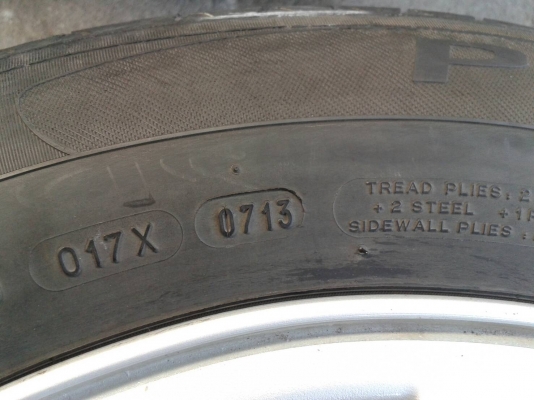 ล้ออีสุ ขอบ16นิ้ว6รู พร้อมยาง ชุดนี้ ราคา 5500 บาท