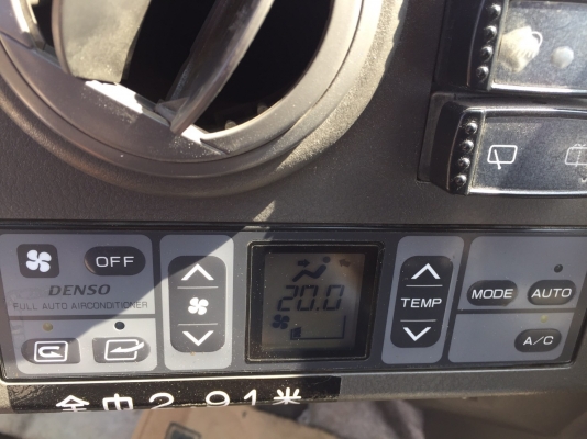 TCM ZW220 ปี2009 นำเข้าจากญี่ปุ่น โทร.090-986-2521 อ๊อบ