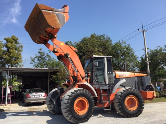 TCM ZW220 ปี2009 นำเข้าจากญี่ปุ่น โทร.090-986-2521 อ๊อบ