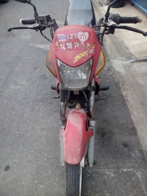 ขาย Honda Sonic 125 ปี 43 ล้อแม็กมีดุ้งนิดๆสองล้อ เครื่องติดขี้ได้ มีควันหน่อยๆ สภาพภายนอกไม่สวย (ตามรูป) บังโคลนหลังหัก-แตก ทะเบียนขาด 1 ปี (ขายตามสภาพ รถขับได้ เอาไปต่อพ่วงข้างได้ ) เล่มพร้อมชุดโอน ขาย Honda Sonic 125 ปี 43 ล้อแม็กมีดุ้งนิดๆสองล้อ เครื่องติดขี้ได้ มีควันหน่อยๆ สภาพภายนอกไม่สวย (ตามรูป) บังโคลนหลังหัก-แตก ทะเบียนขาด 1 ปี (ขายตามสภาพ รถขับได้ เอาไปต่อพ่วงข้างได้ ) เล่มพร้อมชุดโอน