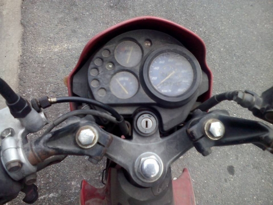 ขาย Honda Sonic 125 ปี 43 ล้อแม็กมีดุ้งนิดๆสองล้อ เครื่องติดขี้ได้ มีควันหน่อยๆ สภาพภายนอกไม่สวย (ตามรูป) บังโคลนหลังหัก-แตก ทะเบียนขาด 1 ปี (ขายตามสภาพ รถขับได้ เอาไปต่อพ่วงข้างได้ ) เล่มพร้อมชุดโอน ขาย Honda Sonic 125 ปี 43 ล้อแม็กมีดุ้งนิดๆสองล้อ เครื่องติดขี้ได้ มีควันหน่อยๆ สภาพภายนอกไม่สวย (ตามรูป) บังโคลนหลังหัก-แตก ทะเบียนขาด 1 ปี (ขายตามสภาพ รถขับได้ เอาไปต่อพ่วงข้างได้ ) เล่มพร้อมชุดโอน