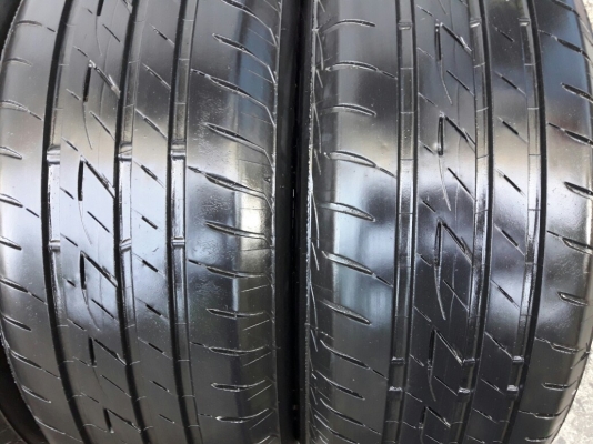 ยางBRIDGESTONE รุ่น Ecopia EP200. 205 65R15 สัปดาห์ที่25ปี2015 ลงพื้นปลายปี2015 สภาพสวยมากๆดอกเต็มๆ90\%คุ้มสุดๆไม่แพง