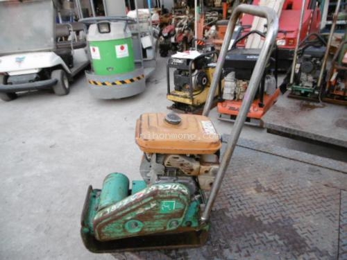 สินค้าพร้อมใช้งาน เครื่องตบดิน MEIWA KP-6 รหัสสินค้า : 80803482 www.nihonmono.com